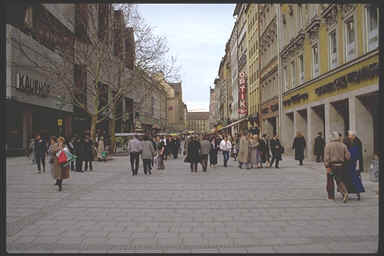 European street.tif (295080 bytes)